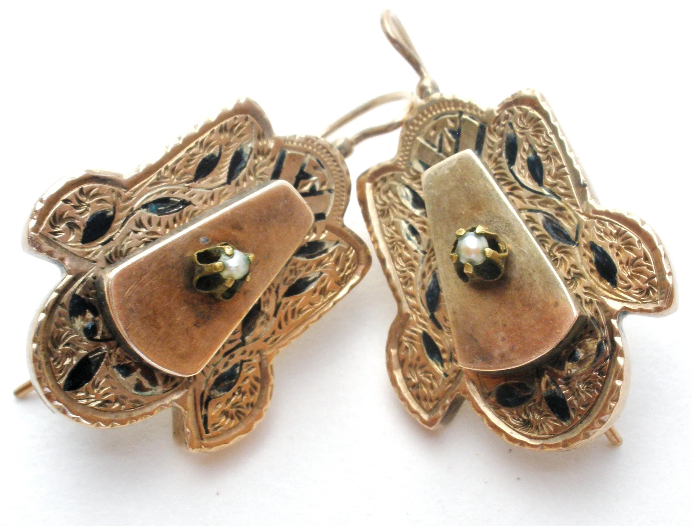 14K Gold Victorian Pierced Dangle Earrings