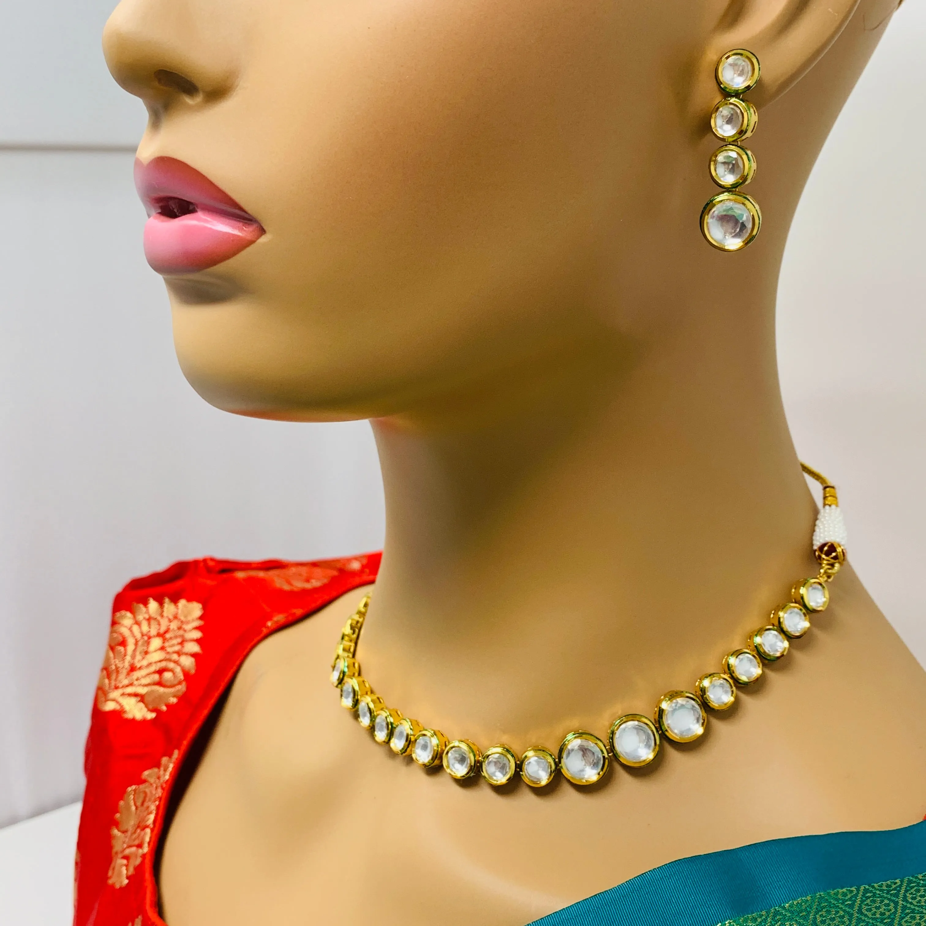 Designer Single Layer White Kundan Necklace with Earrings (D201)