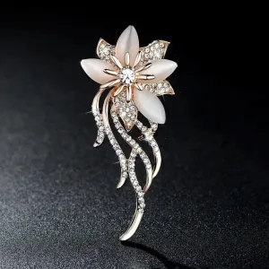 Flower Rose Gold-Colored Brooch With Rhinestones