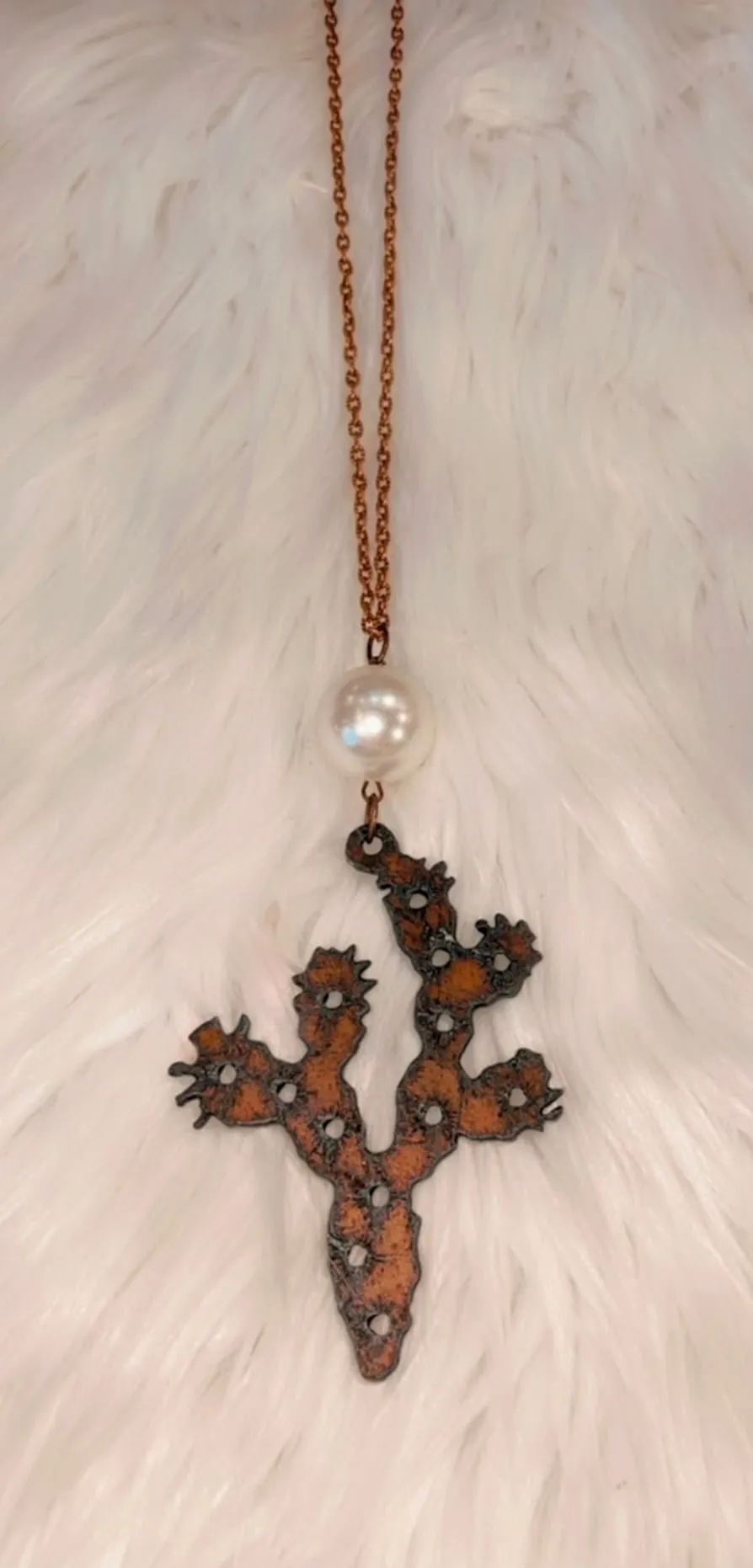 Long cactus necklace with Pearl 111