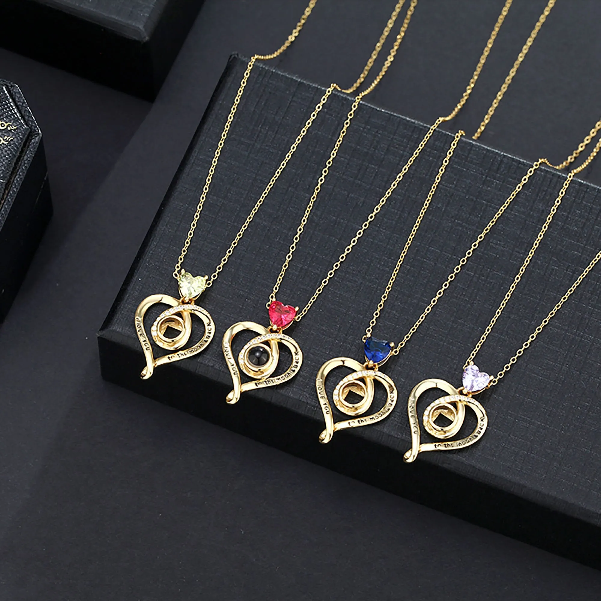 Love with customizable photosProjection Necklace Pendant Jewelry For Lover Girlfriend