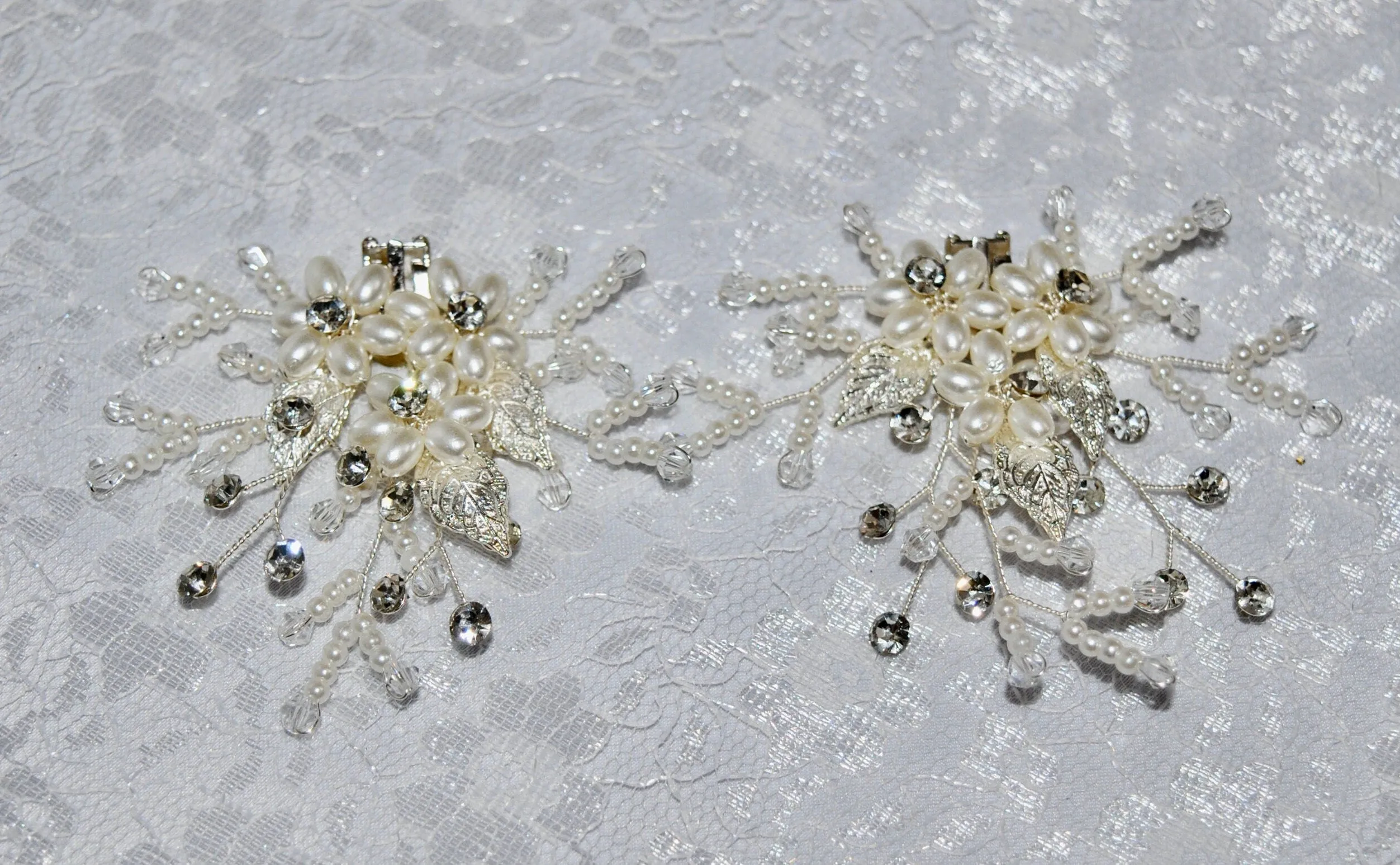Pearl Shoe Clips