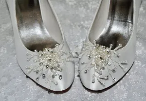 Pearl Shoe Clips