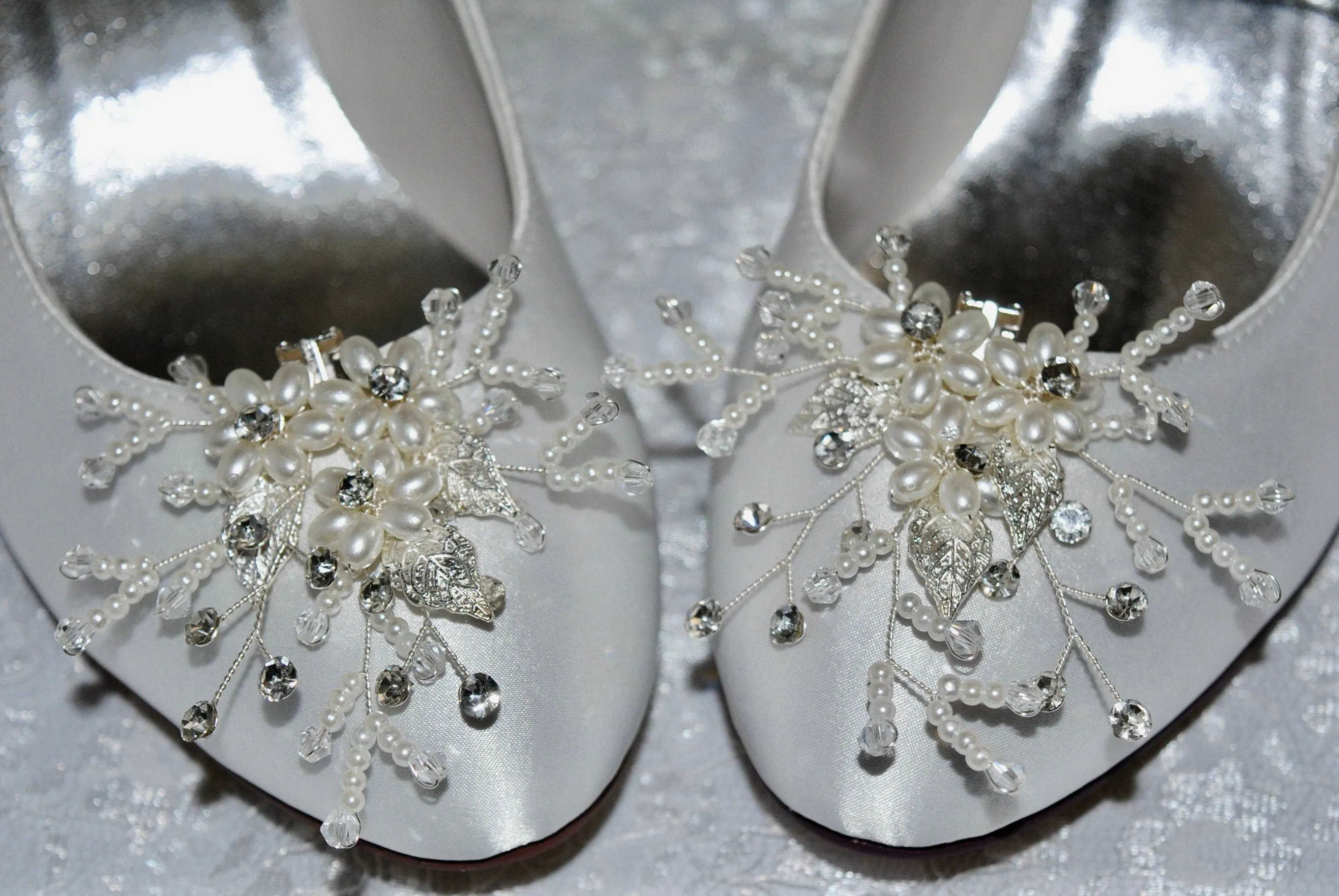 Pearl Shoe Clips