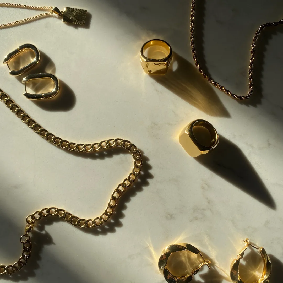 The box link chain necklace