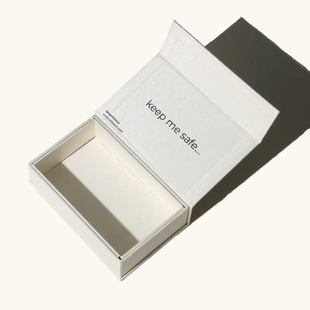 The box link chain necklace