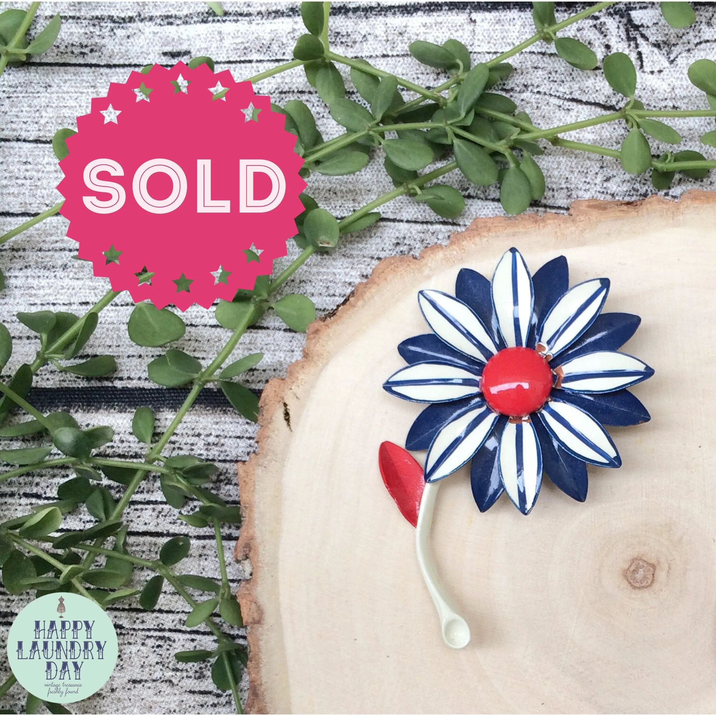 Vintage patriotic Red Blue White Flower Power 1960s retro mod Floral Brooch